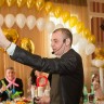 Роман ведущий-фокусник1305